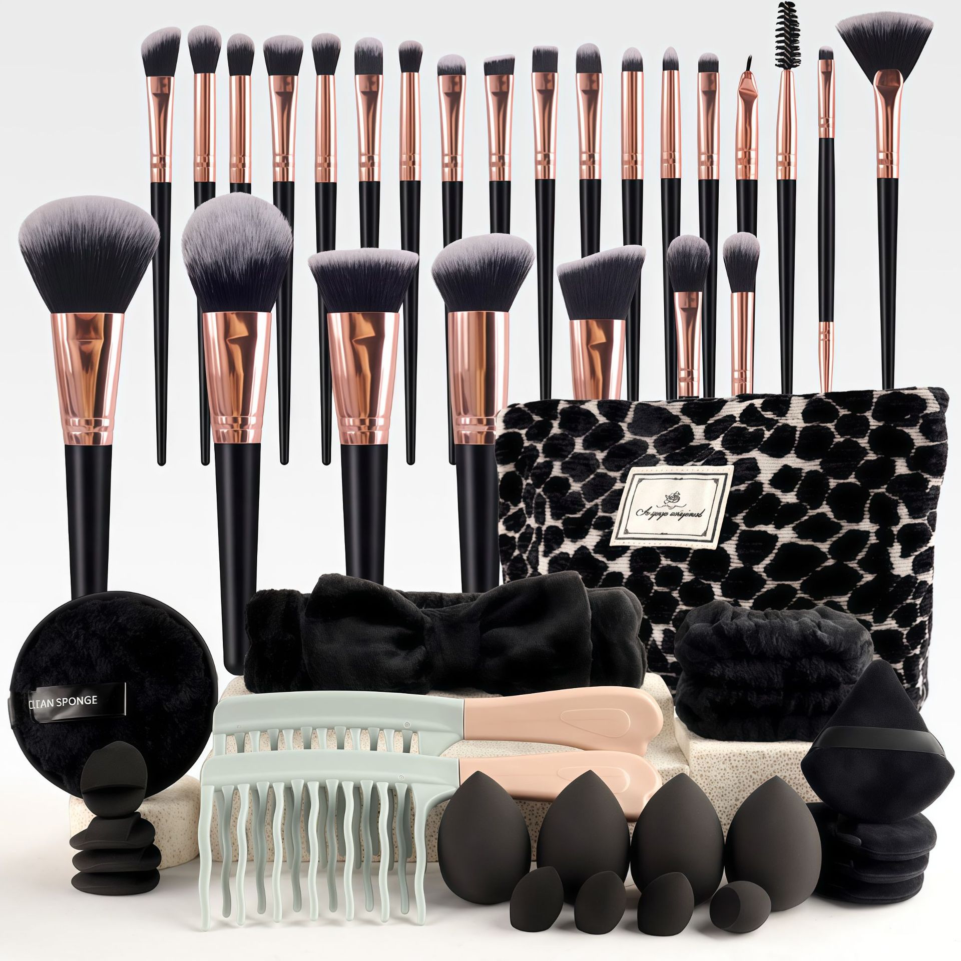 Makeup Brush Set Chic Fragranc – Travel Accessories And Bags recenzja i cena