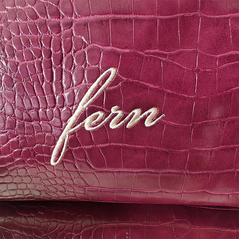 Embroidered Croc Makeup Bag Pe – Travel Accessories Present recenzja i cena